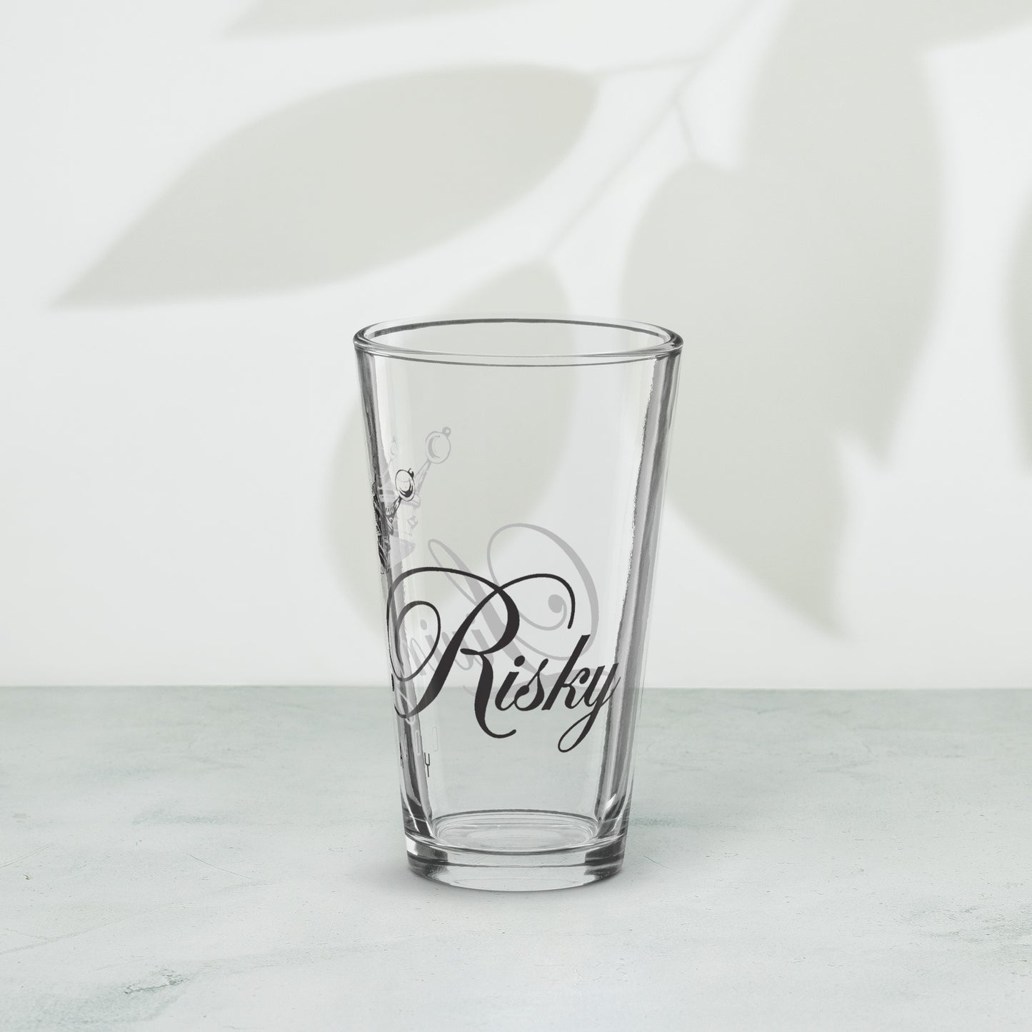 Shaker pint glass